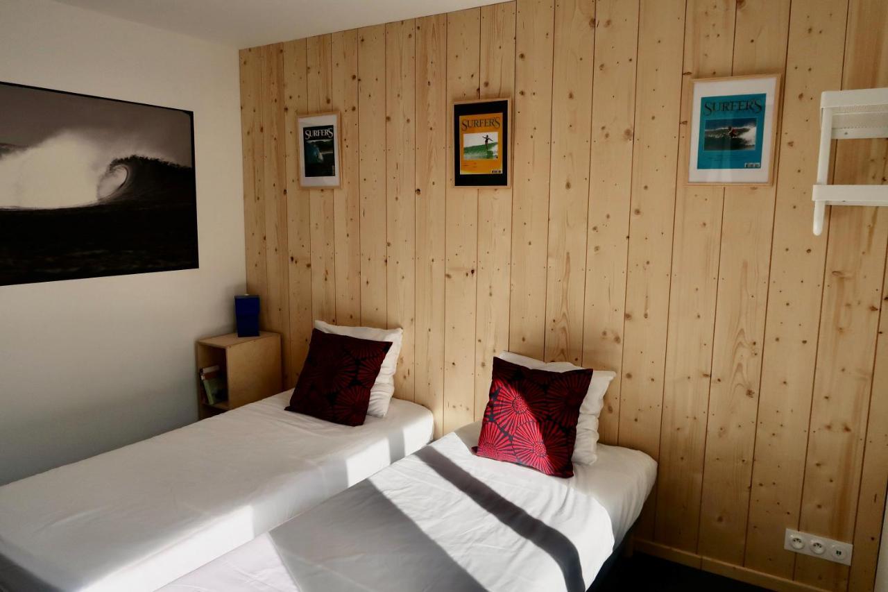 Hotel Les Baigneurs Saint-Gilles-Croix-de-Vie Esterno foto